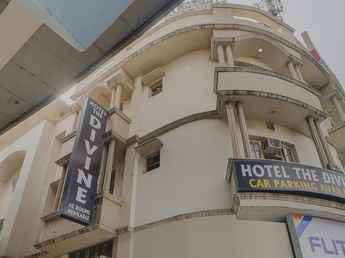 Capital O Divine Hotel Amritsar Buitenkant foto